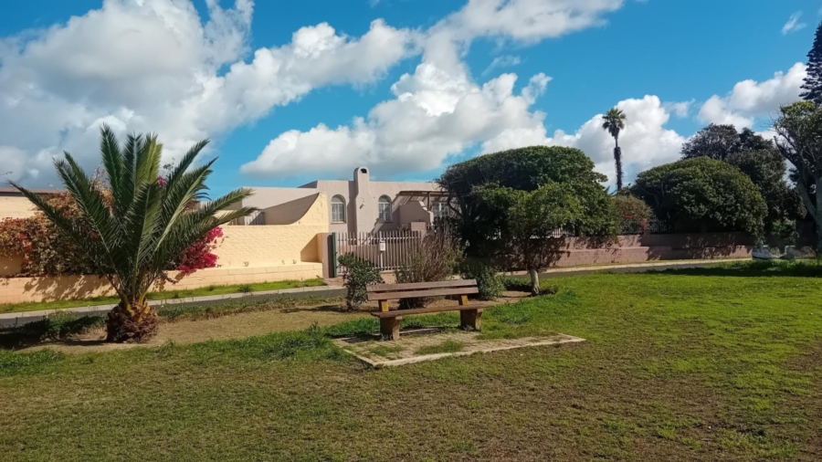 4 Bedroom Property for Sale in Parkersdorp Western Cape